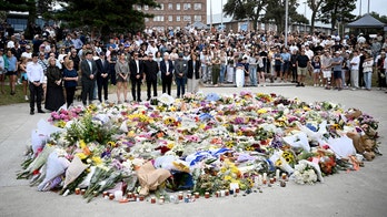 Philippines authorities give update on Bondi Beach gunmen's movements amid speculation about terror training