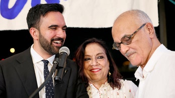 El padre de Mamdani afirma que Columbia «persiguió» aIsrael con una campaña contra el antisemitismo.