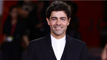 Adrian Grenier calls out 'woke liberal college kids' trying to tell farmers how to do their jobs