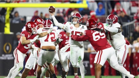 Alabama una remontada y vence a Oklahoma la primera ronda de los playoffs universitarios de fútbol americano.