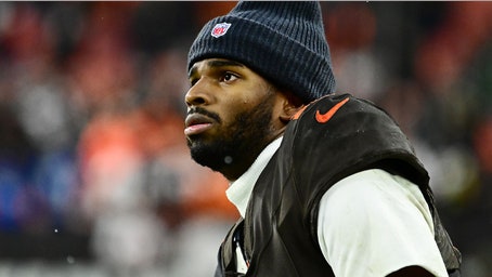 Shedeur Sanders addresses undergarment rumors after viral moment in Browns' loss: 'It did look like that'