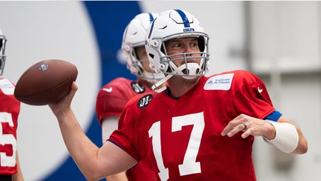 NFL legend who played into his mid-40s 'alarmed' by Philip Rivers’ return, gives QB advice