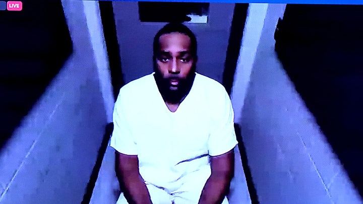 El exentrenador Michigan , Sherrone Moore, queda en libertad bajo fianza tras tu detención.