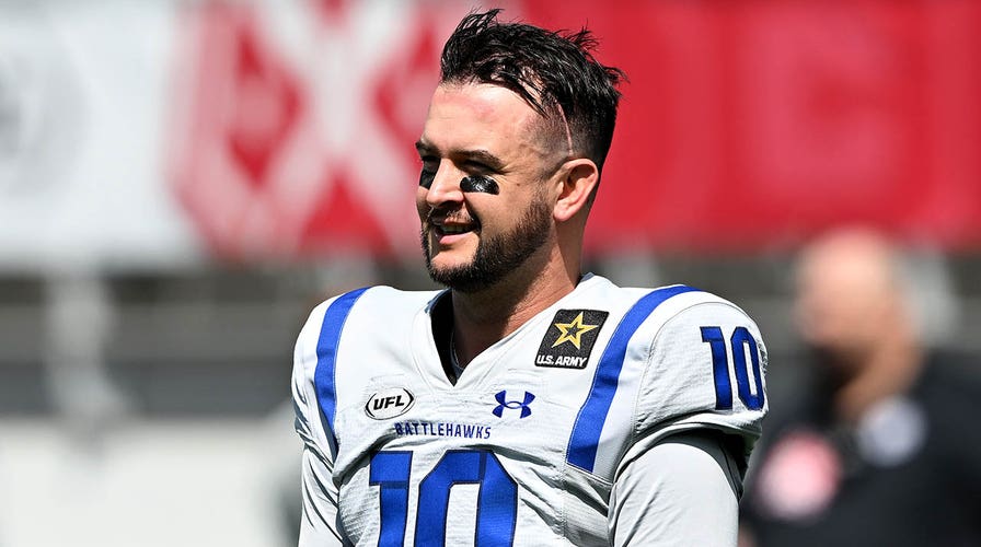 Joel Klatt on ‘petty’ Notre Dame, CFP bracket; will Mendoza go pro? | FULL INTERVIEW | The Herd