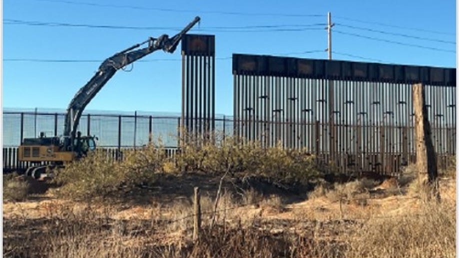 El Paso border wall construction