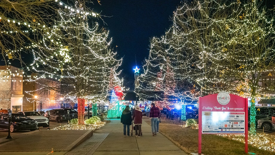 Arizona man threatened with arrest for preaching at holiday festival files lawsuit