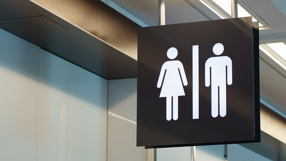Norfolk police officer sues department over allegedly sharing changing room with biological male