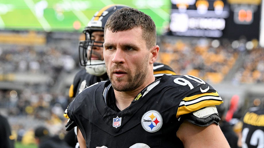 Steelers star TJ Watt undergoes surgery for partially collapsed lung after procedure goes wrong, brother says