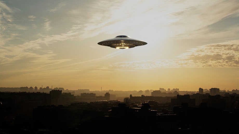 Ex-CIA UFO adviser claims US recovered 4 alien species from crash sites