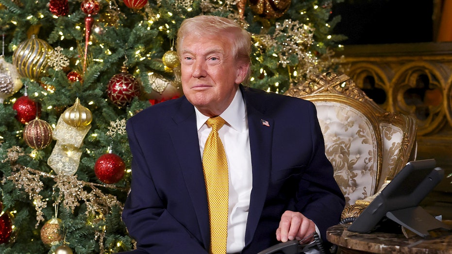 Trump lists accomplishments, says 'Radical Left Scum' are 'failing badly' in Christmas message
