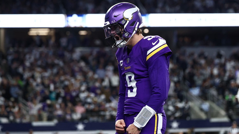 Minnesota Vikings surprisingly demote former first-round pick JJ McCarthy to third-string