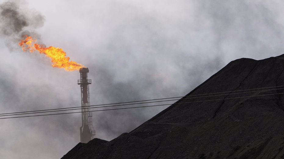 TRUMP CUTS OFF VENEZUELA'S OIL LIFELINE!