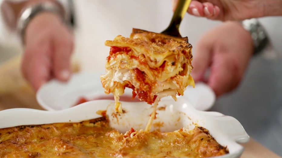 'American Kitchen' chef shares secret to homemade lasagna that has nothing to do with measurements