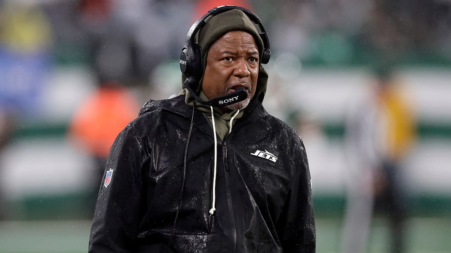 Jets fire defensive coordinator Steve Wilks after giving up 48 points to Jaguars