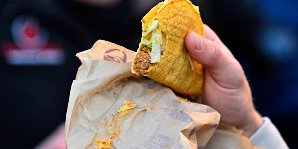 Taco Bell rolls out new 'luxe' $3 value menu as fans debate the tradeoffs Taco Bell rolls out new 'luxe' $3 value menu as fans debate the tradeoffs