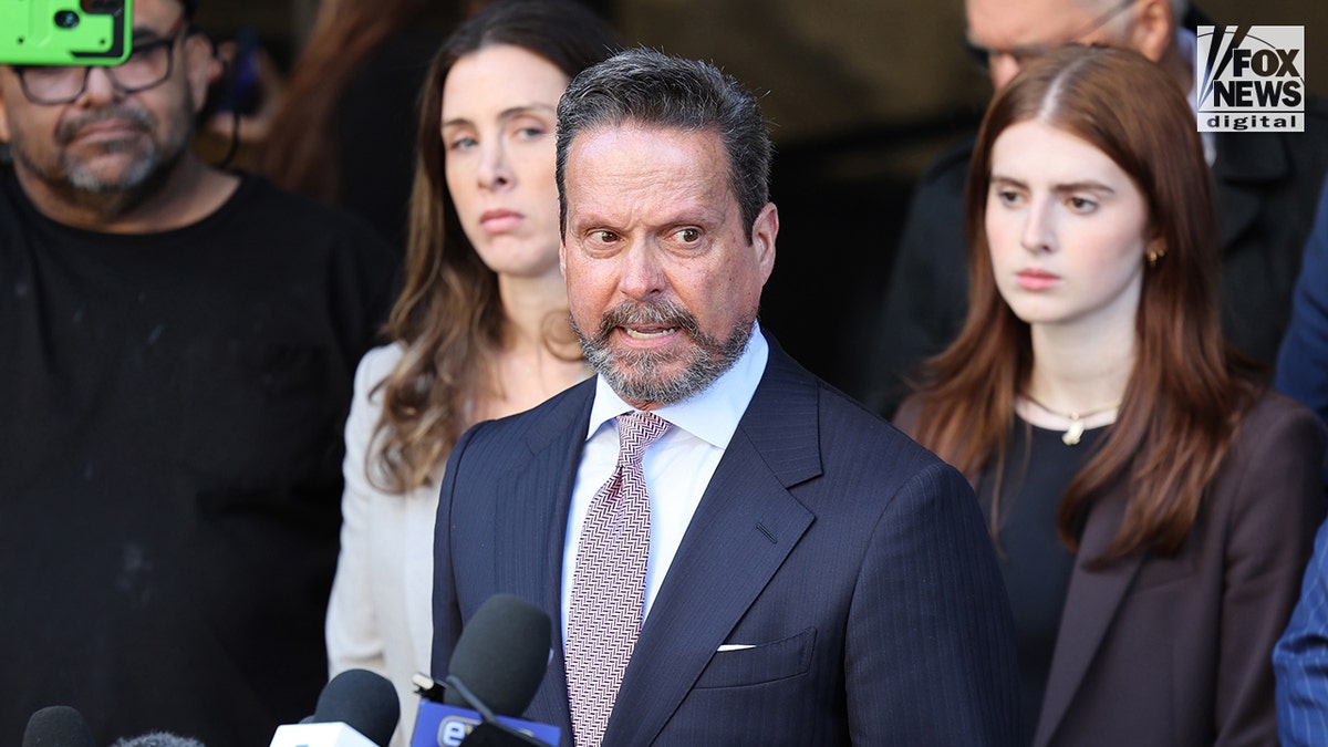 Nick Reiner's attorney resigns from the Rob Reiner murder case