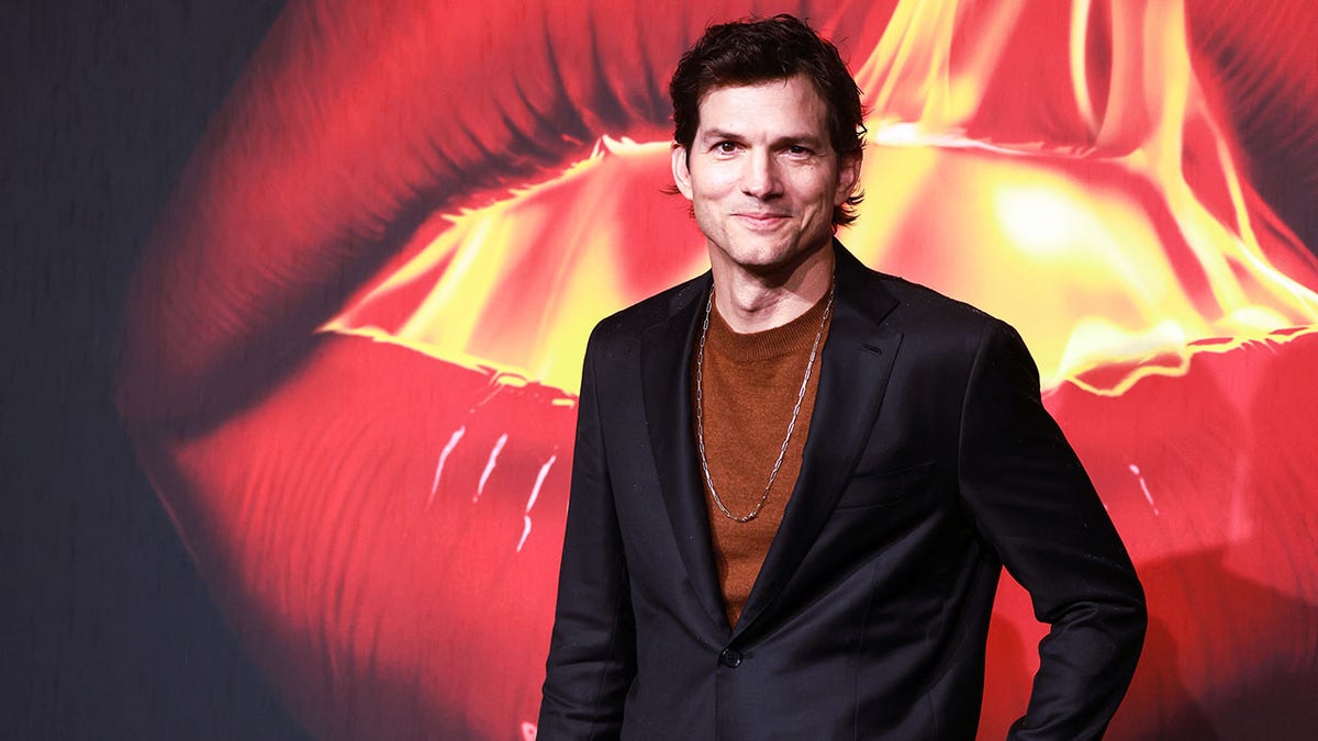 Ashton Kutcher at the premiere of "The Beauty"