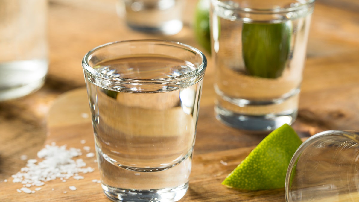 Alcohol shot with lime