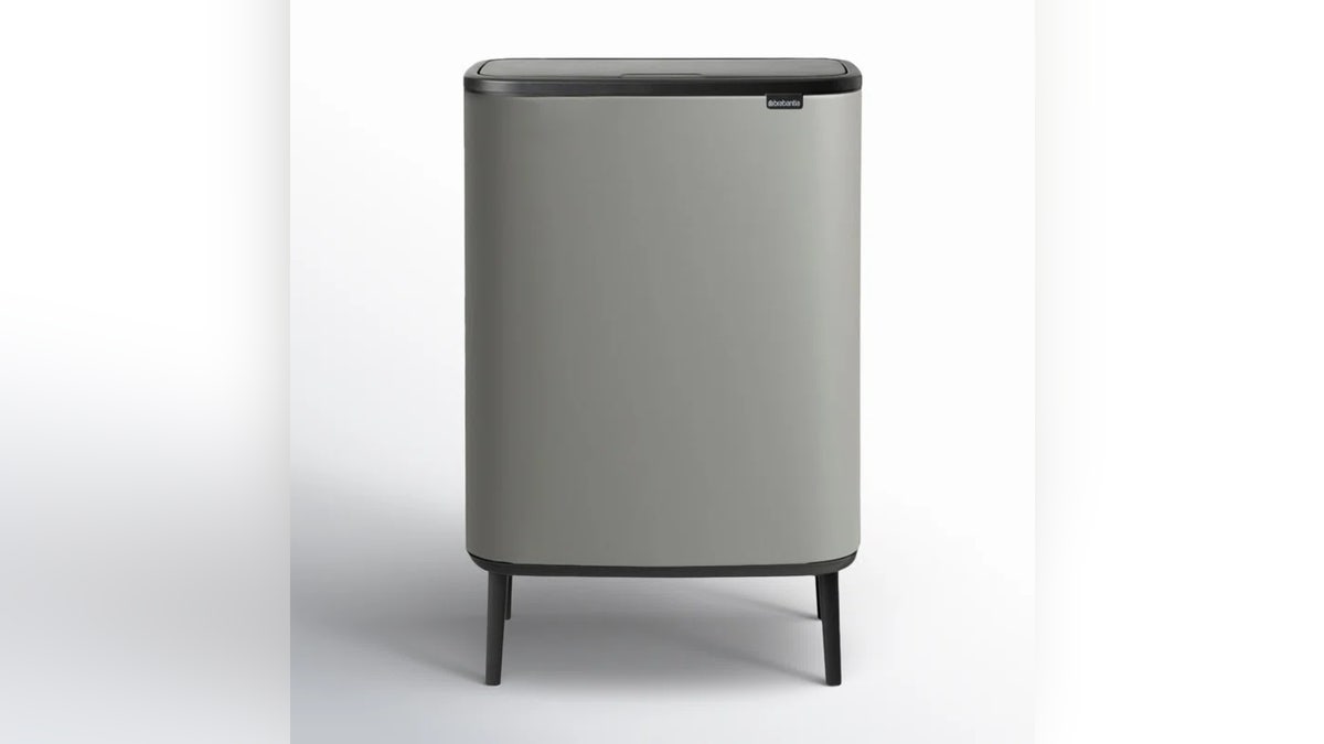 This modern-looking bin brings a contemporary touch to your kitchen.