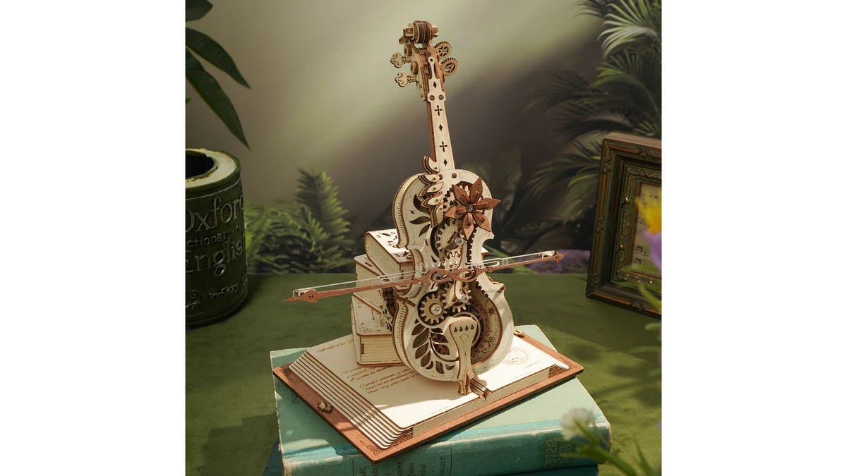 This build plays a sweet melody upon completion.