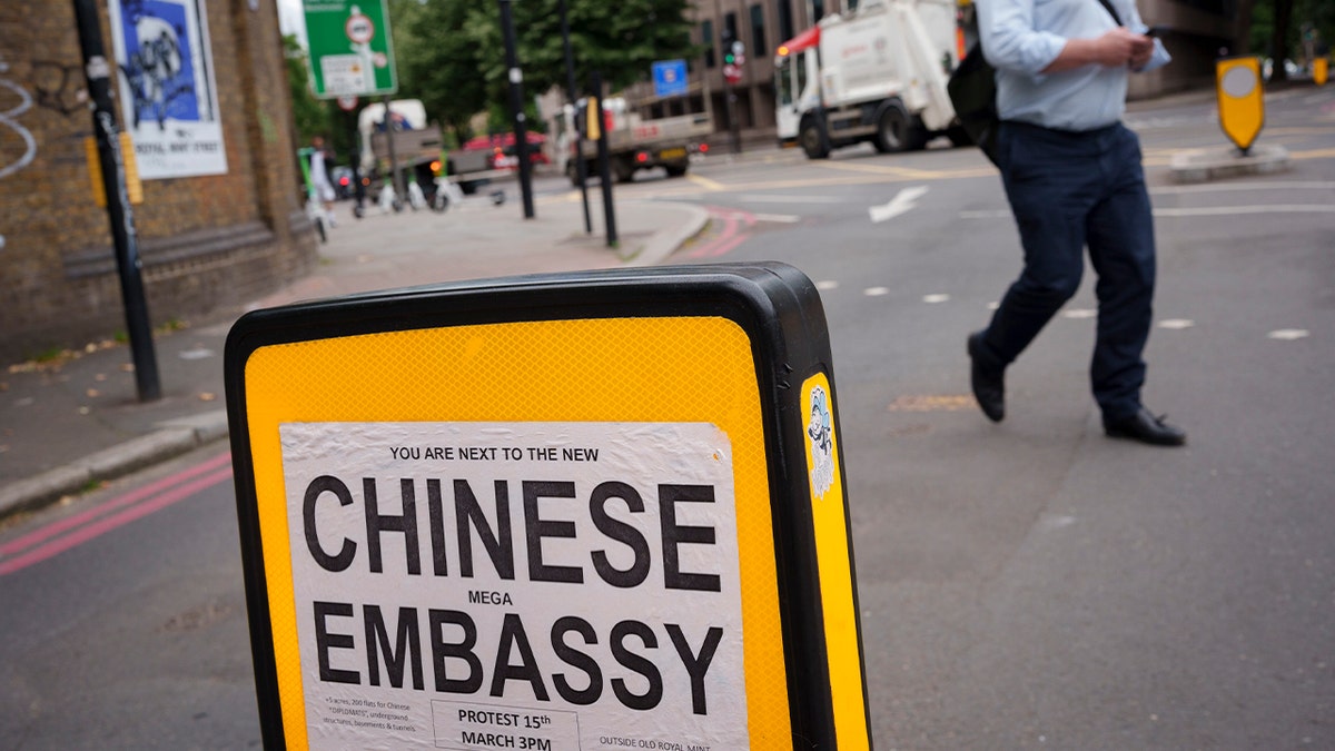 sign saying chinese embassy