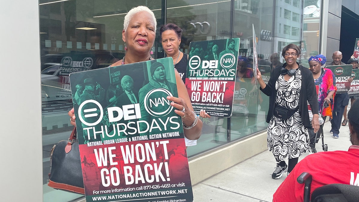 Protesta de Al Sharpton contra la DEI