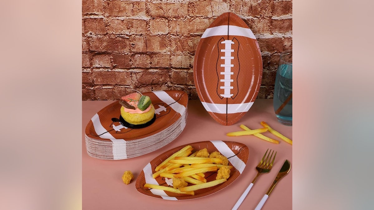 Celebrate Super Bowl Sunday with these festive plates.