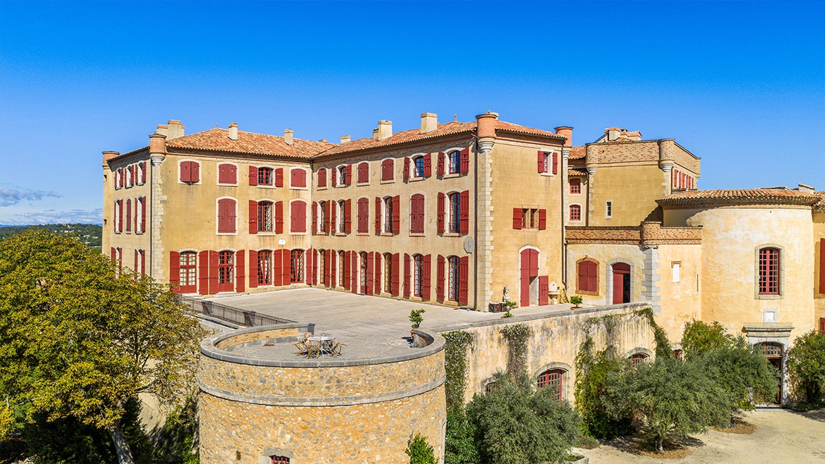French castle with 100 rooms lists for $17.7M, packs nearly 1,000