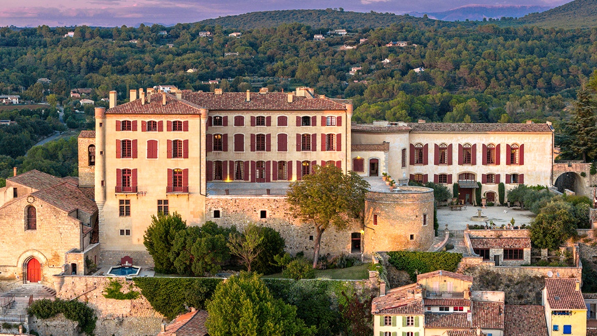 French castle with 100 rooms lists for $17.7M, packs nearly 1,000