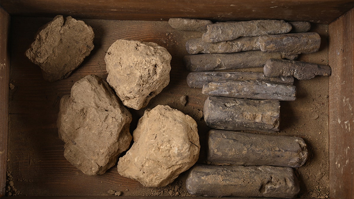 Rocks, artifacts successful box