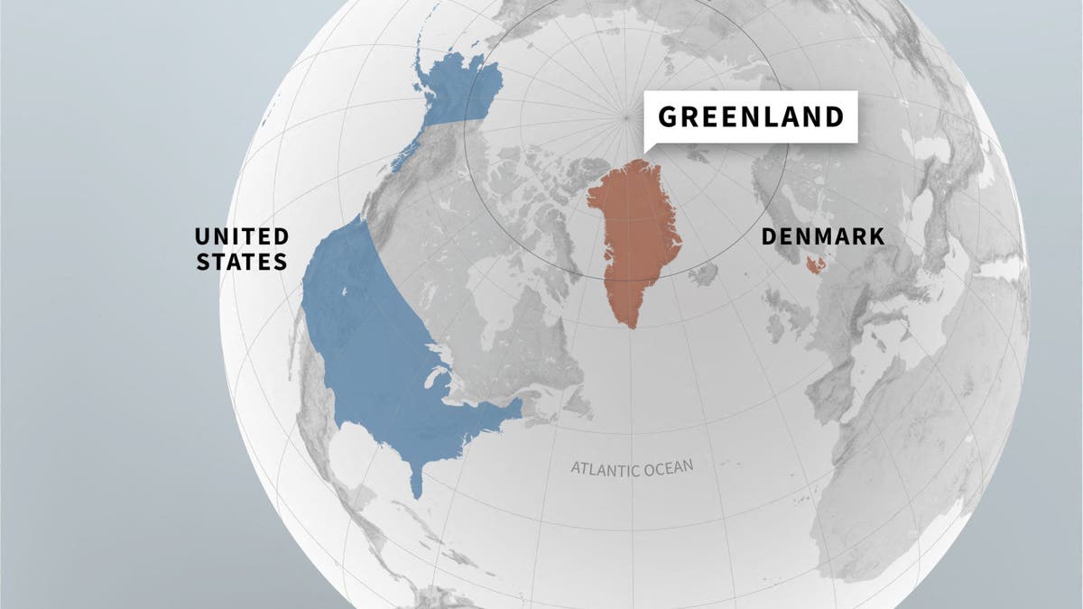 Map of Greenland and US 
