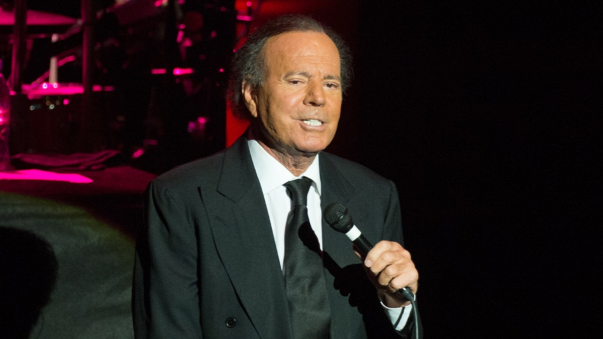 Julio Iglesias on stage