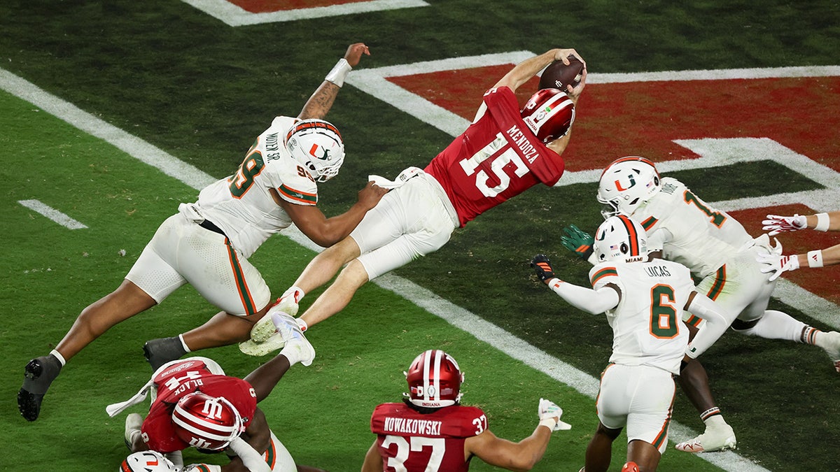 Fernando Mendoza scores a TD