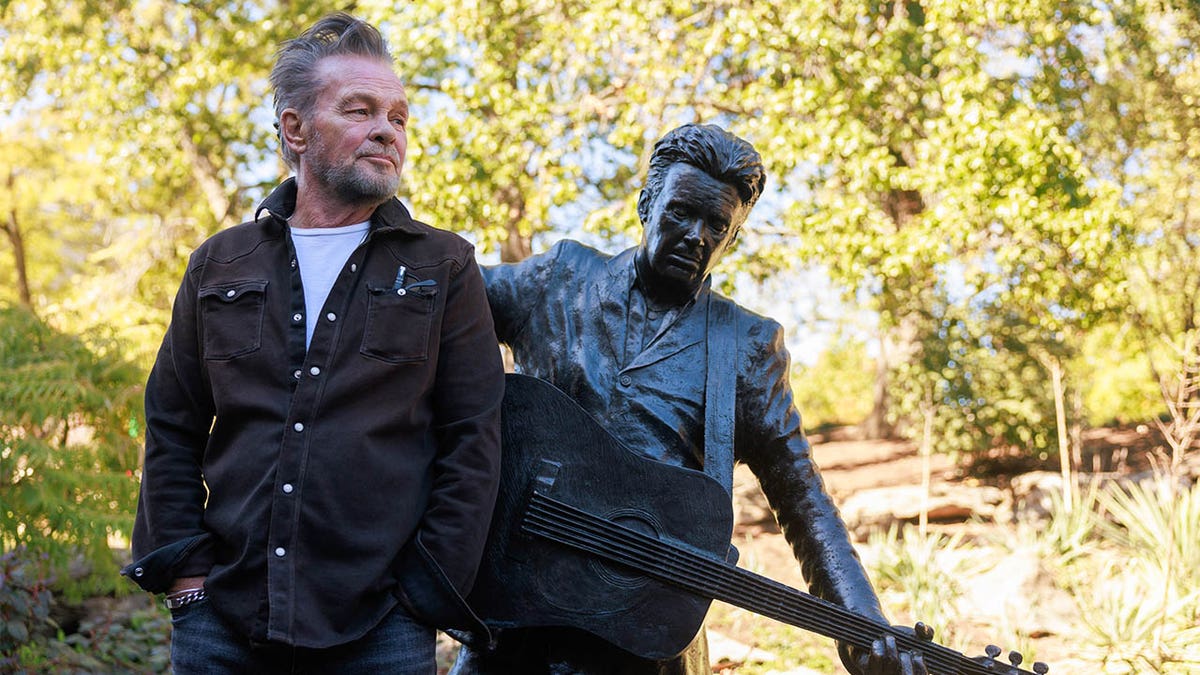 John Mellencamp and his statue at IU