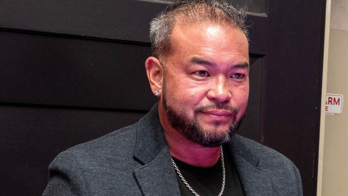 A close-up of Jon Gosselin 