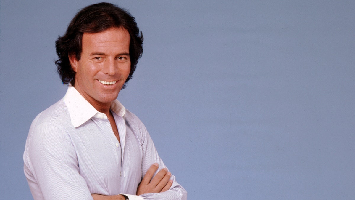 Julio Iglesias smiling