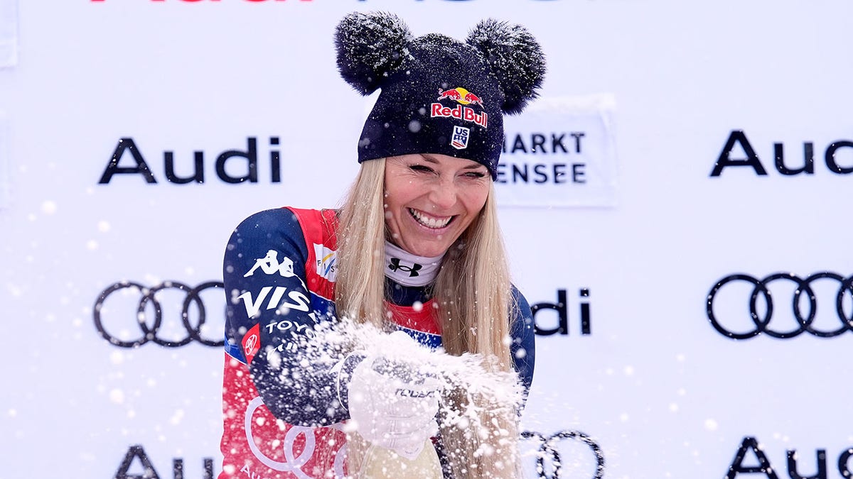 Lindsey Vonn celebrates