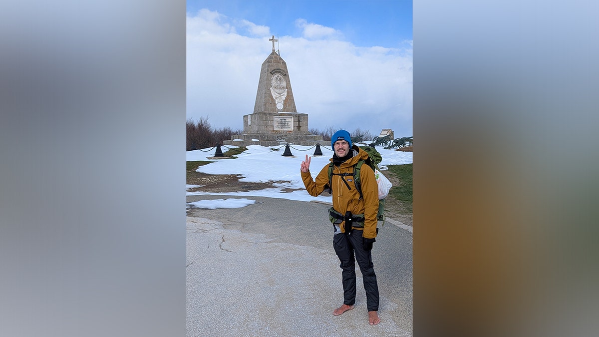 A man is walking over 5500km completely barefoot from Istanbul to Ireland