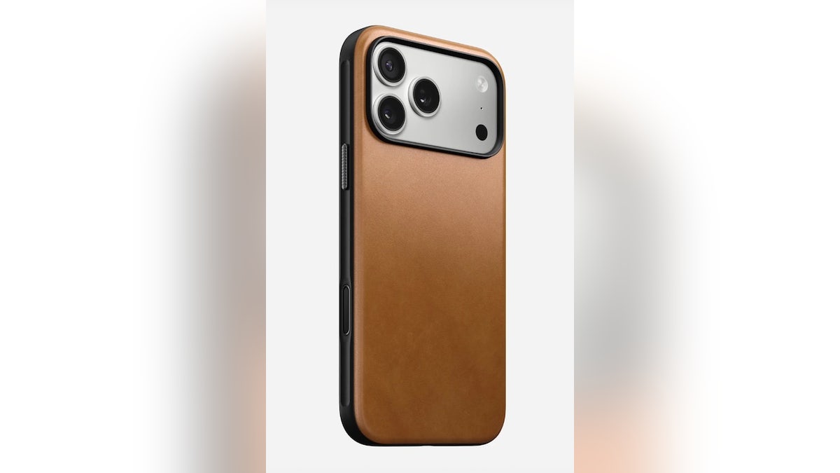 Made from genuine leather, this case is protective.