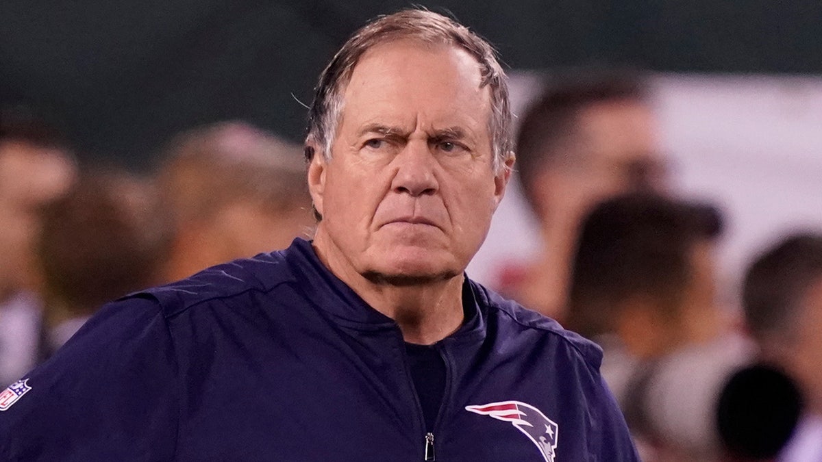 Bill Belichick coaches against the Jets