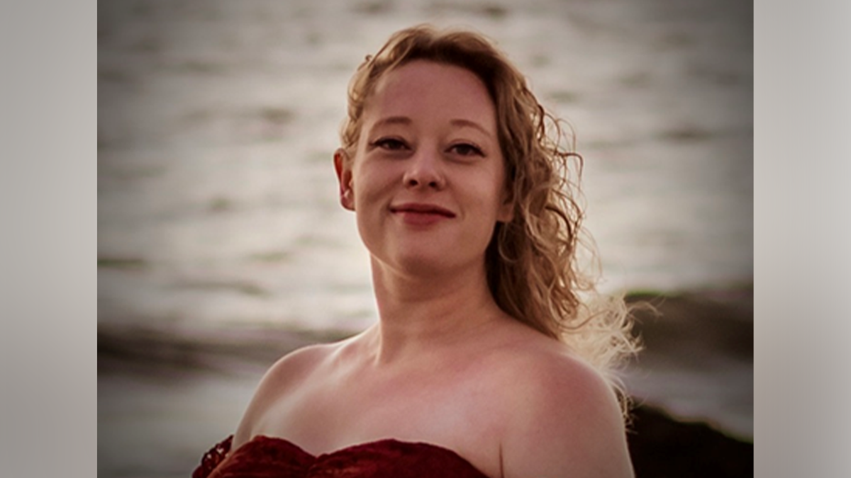 Portrait of Renee Nicole Good 