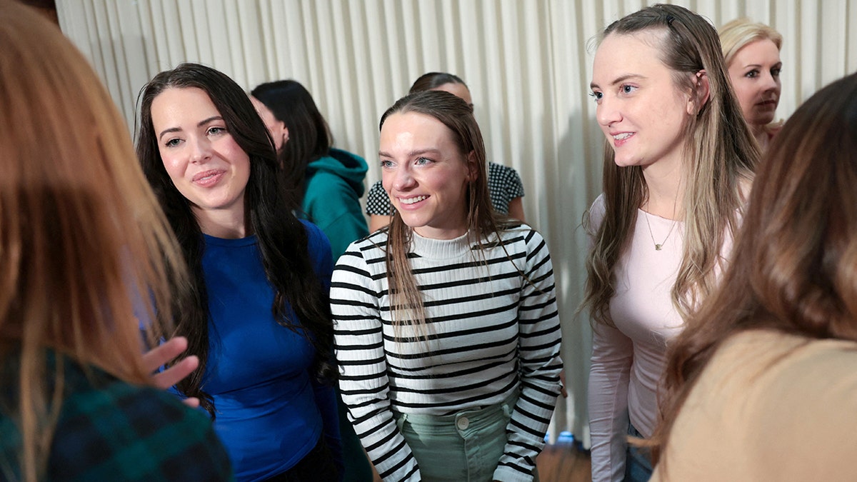 Atletas universitários falam sobre caso de atletas transgêneros na Suprema Corte