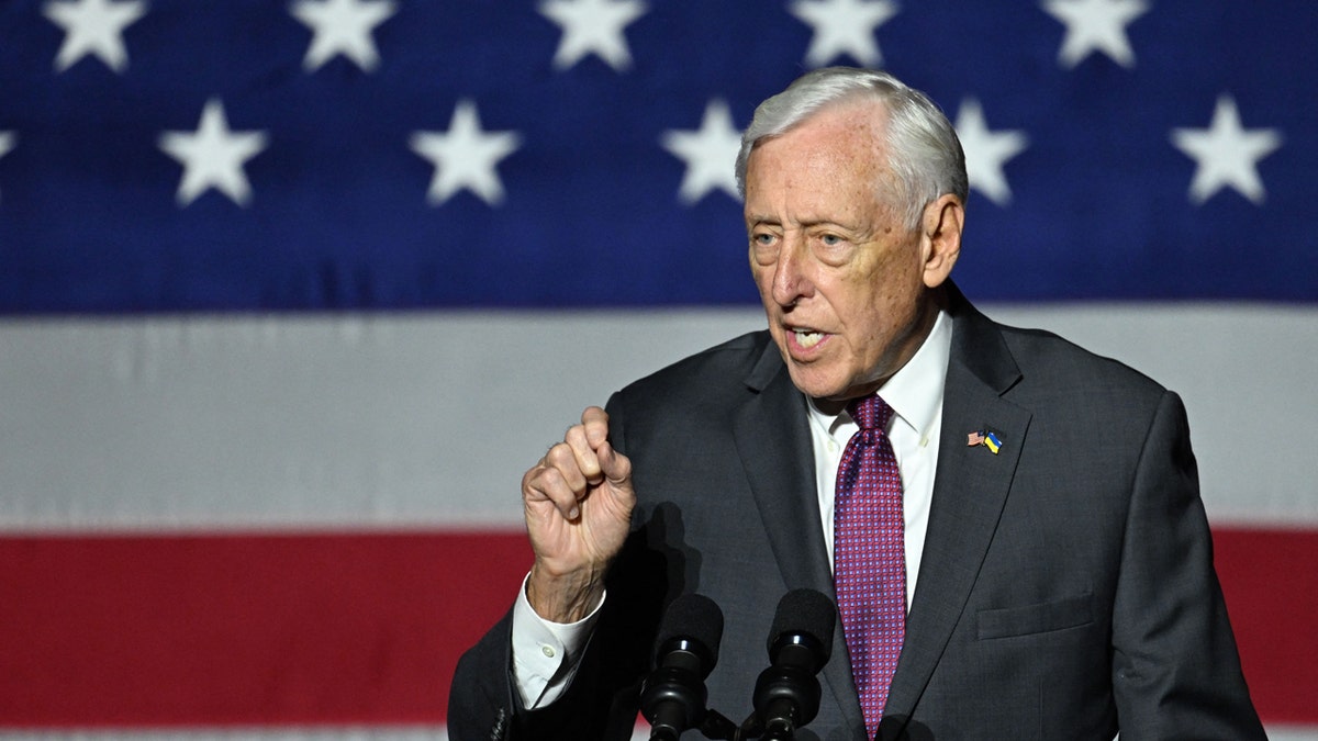 Steny Hoyer speaks at an event