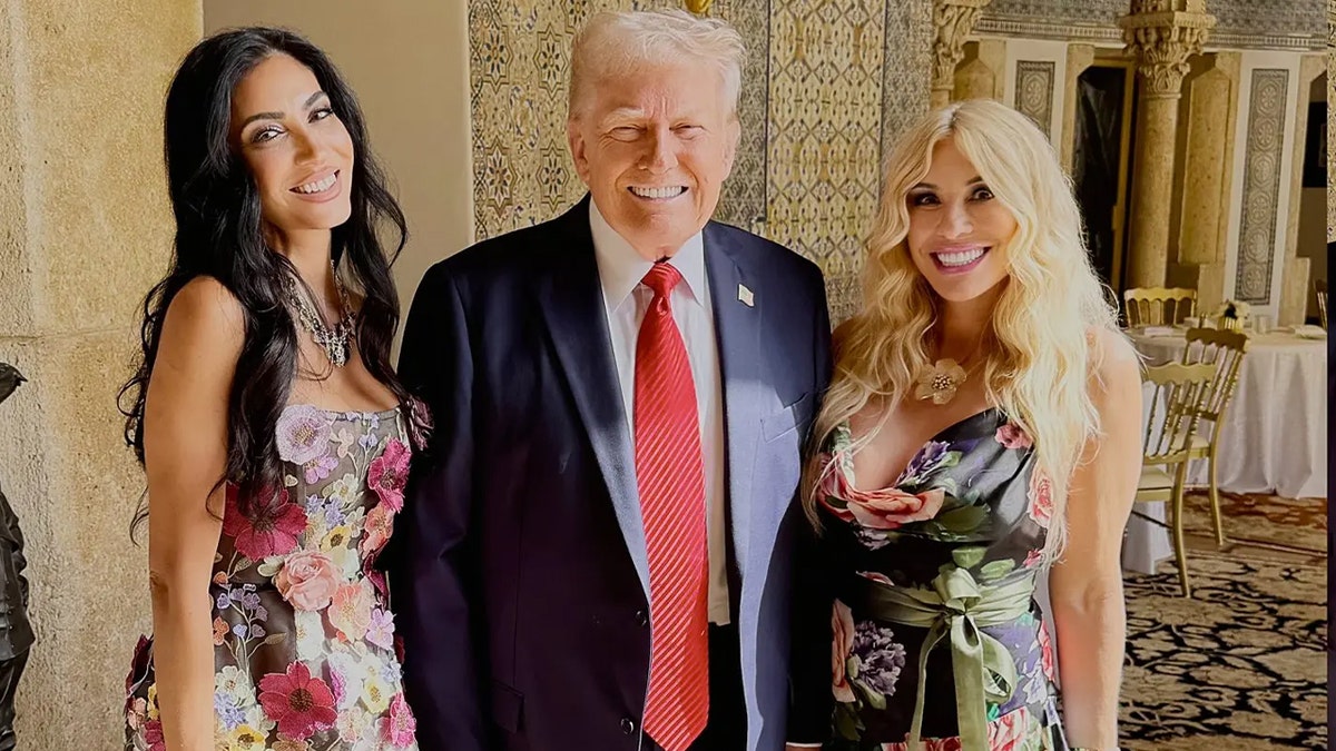 Ro-mina Ustayev and Rosalyn Yellin with President Donald Trump
