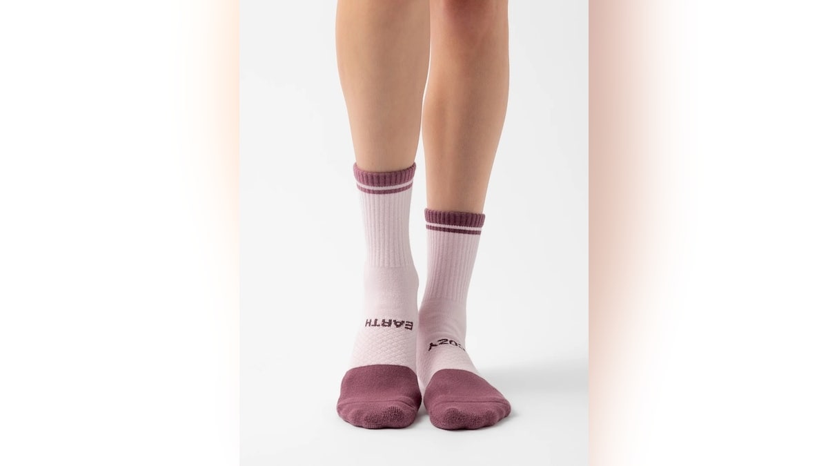 Keep your feet happy in super-soft cushioned socks.