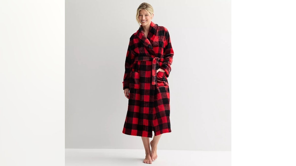 Wrap yourself in fleecy luxury.