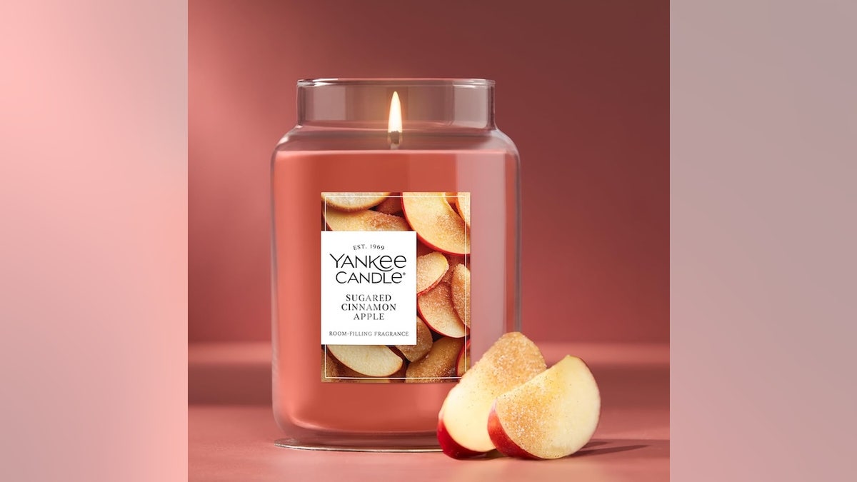 Fill the room with a winter scent that smells good enough to eat.