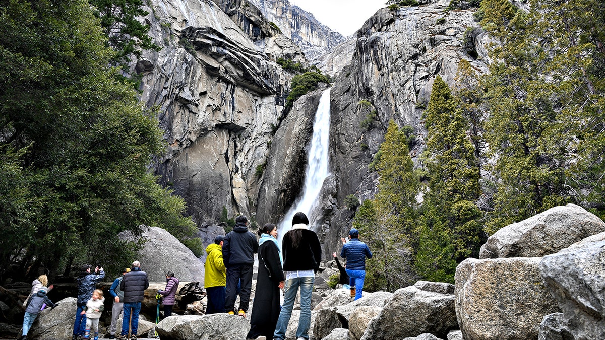 Rocce della cattedrale nello Yosemite National