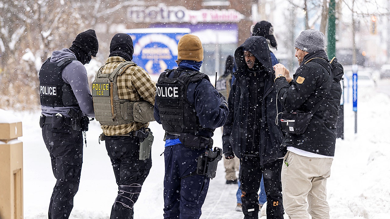 Minnesota H๏τel removed from approved federal lodging list after allegedly  refusing to accommodate ICE agents