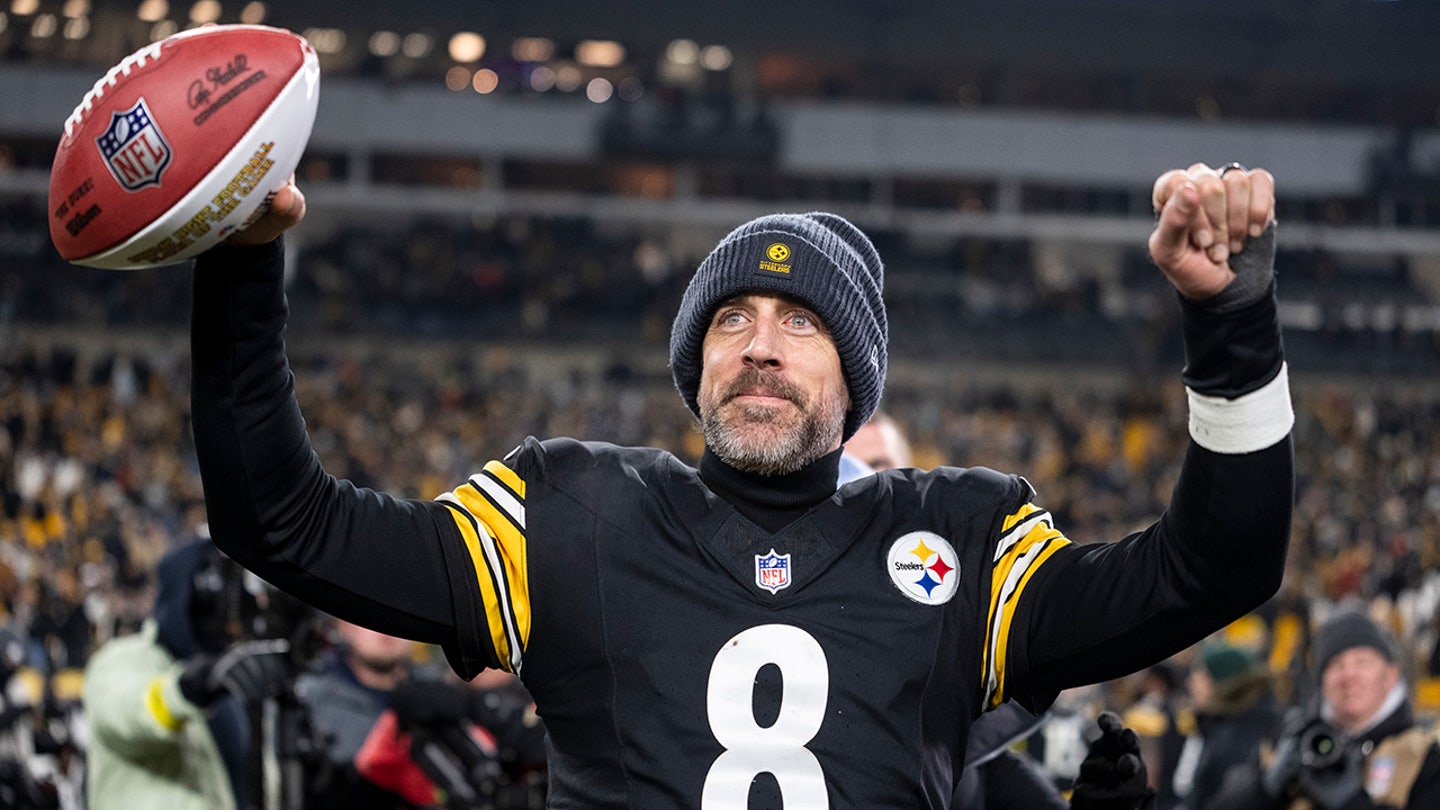 Aaron Rodgers takes thinly veiled shot at Jets ahead of Steelers' playoff game